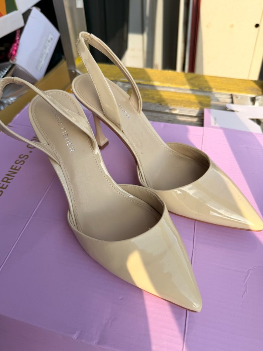 Marc Fisher Nude Patent Slingback Kitten Heels | Pointed Toe Pumps | Size 6.5
